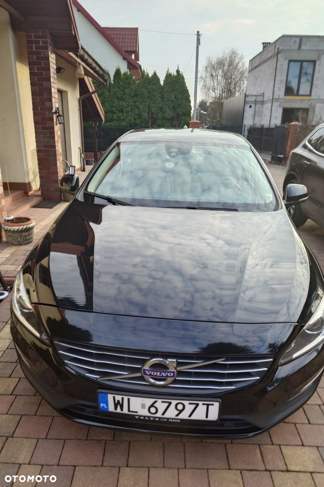 Volvo S60 T3 Drive-E Dynamic Edition (Momentum) - 15