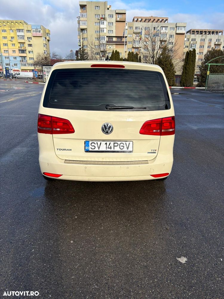Volkswagen Touran - 5