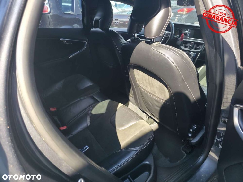 Volvo V40 - 21