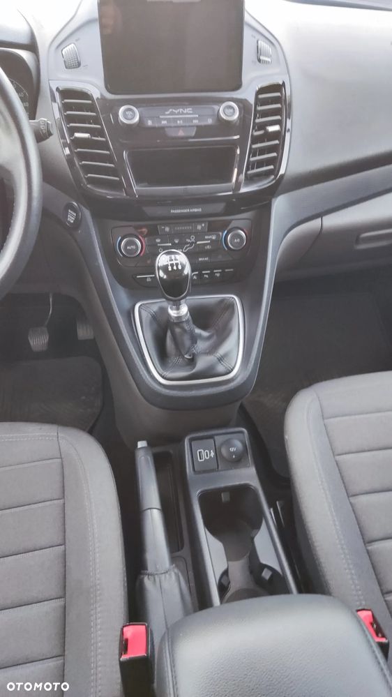 Ford Tourneo Connect Gr 1.5 TDCi Titanium - 12