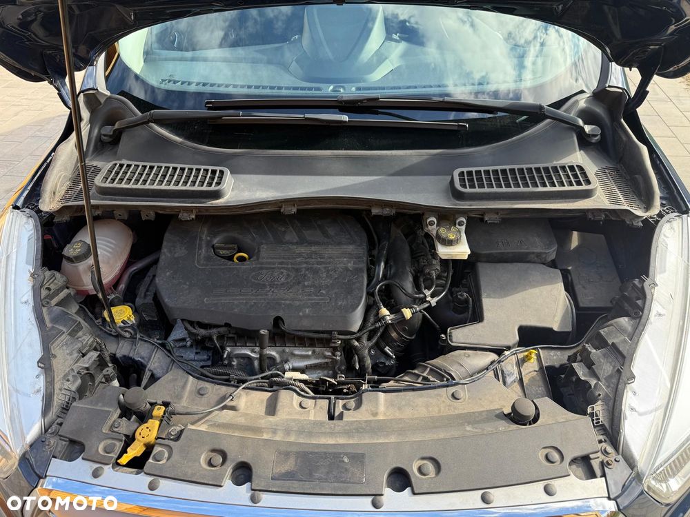 Ford Kuga 1.5 EcoBoost 2x4 Trend - 17