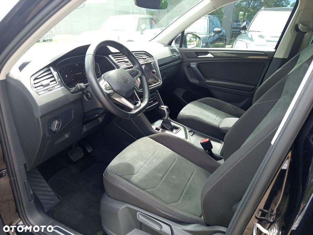 Volkswagen Tiguan 2021 photo 2