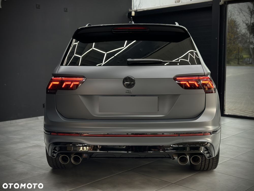 Volkswagen Tiguan - 23