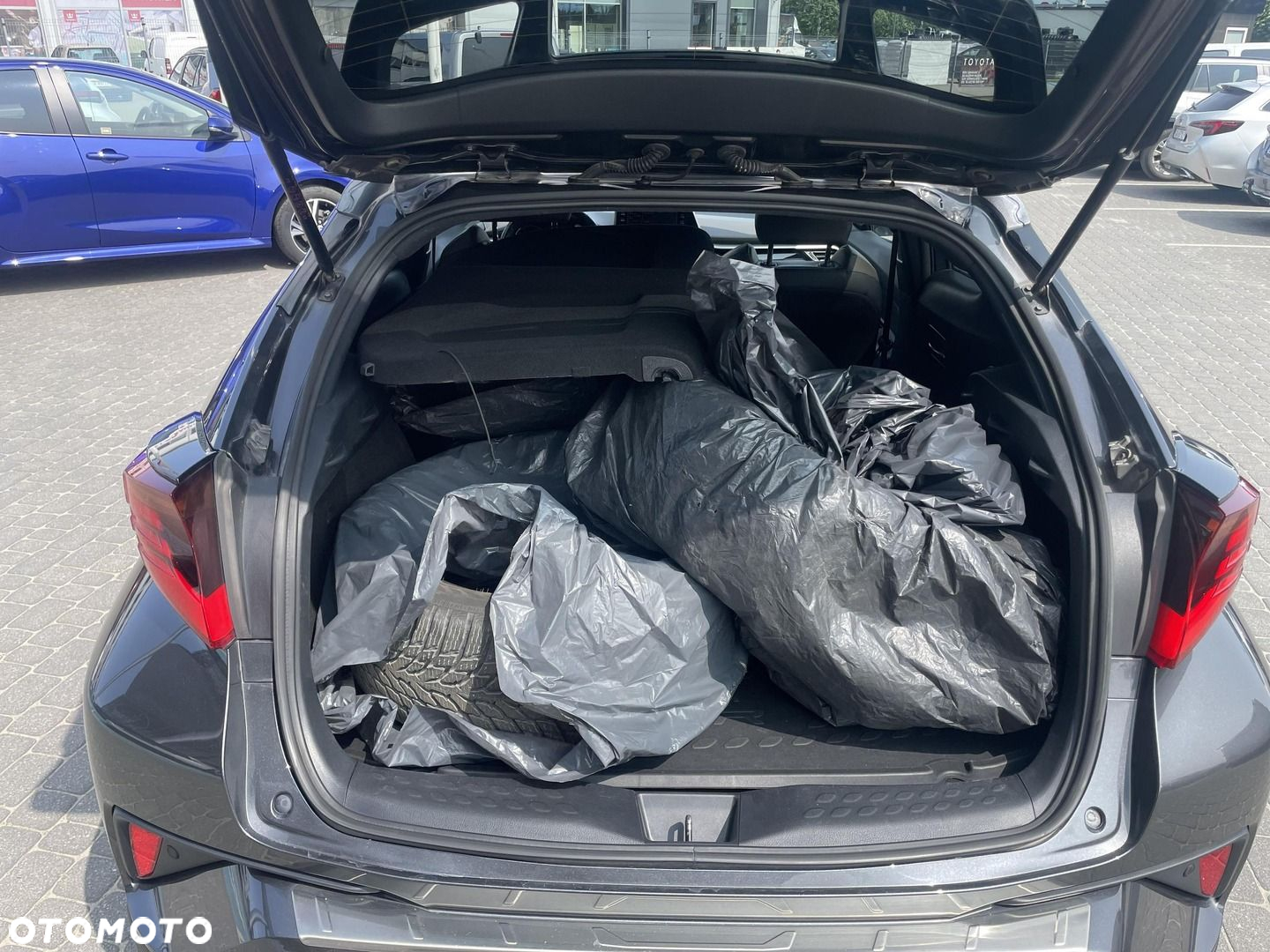 Toyota C-HR - 28