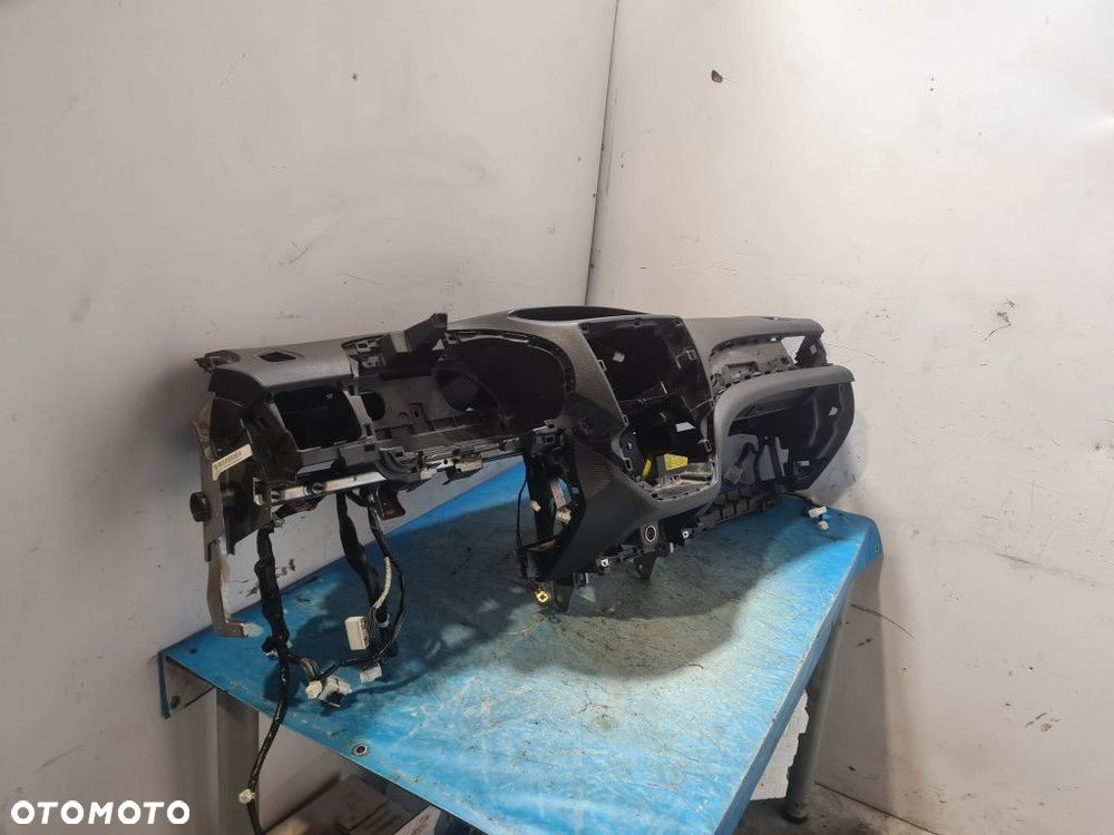 DESKA ROZDZIELCZA KOKPIT SUBARU III GH IMPREZA - 4