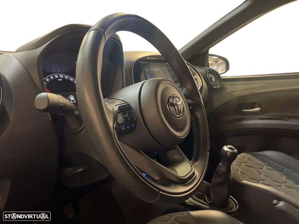 Toyota Aygo X 1.0 Envy - 13