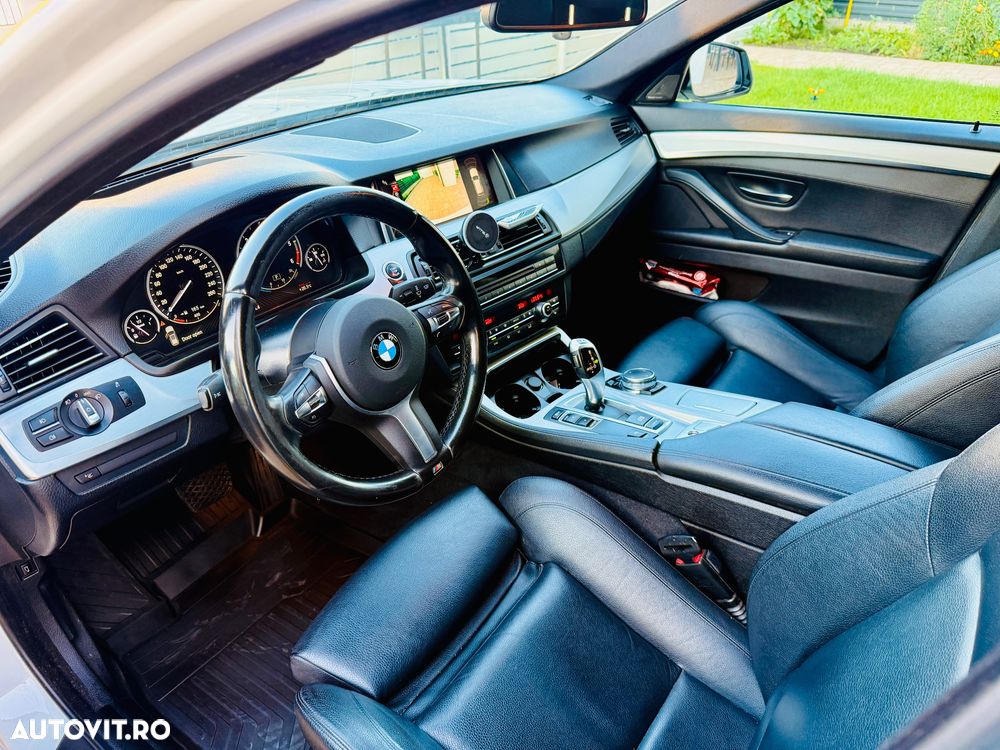 BMW Seria 5 520d AT - 12