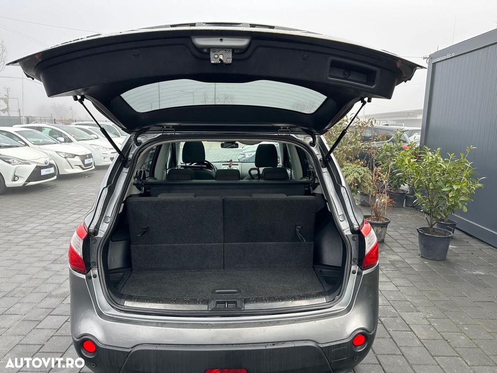 Nissan Qashqai - 13