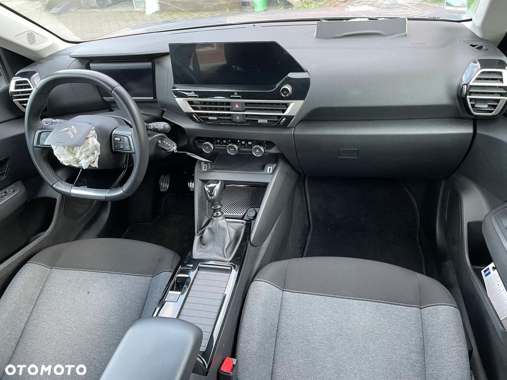 Citroën C4 PureTech 100 Stop&Start LIVE - 17