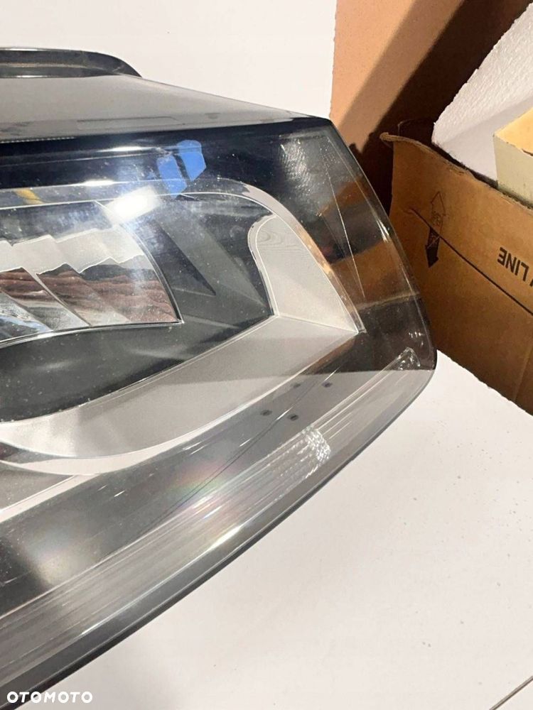 LAMPA PRAWY PRZÓD UK ANGLIK Audi Q5 SQ5 2011 - 3