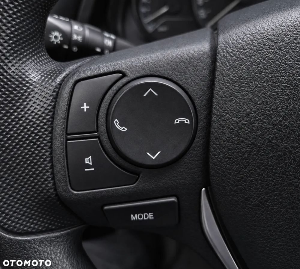 Toyota Auris 1.6 Classic Plus - 14