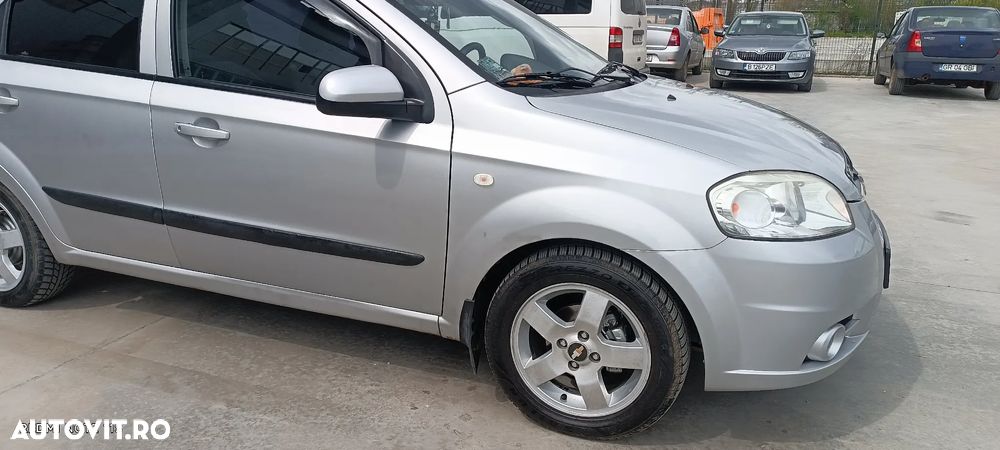 Chevrolet Aveo 1.4i LS 54 - 10
