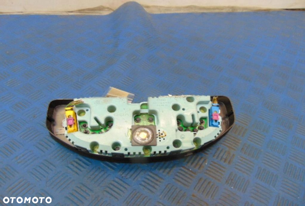 AUDI A4 B6 1.6B LICZNIK PRZEBIEG NIE ZNANY 88311225 - 6