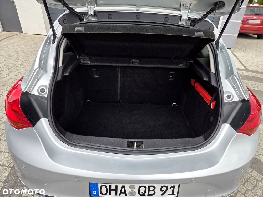 Opel Astra - 30