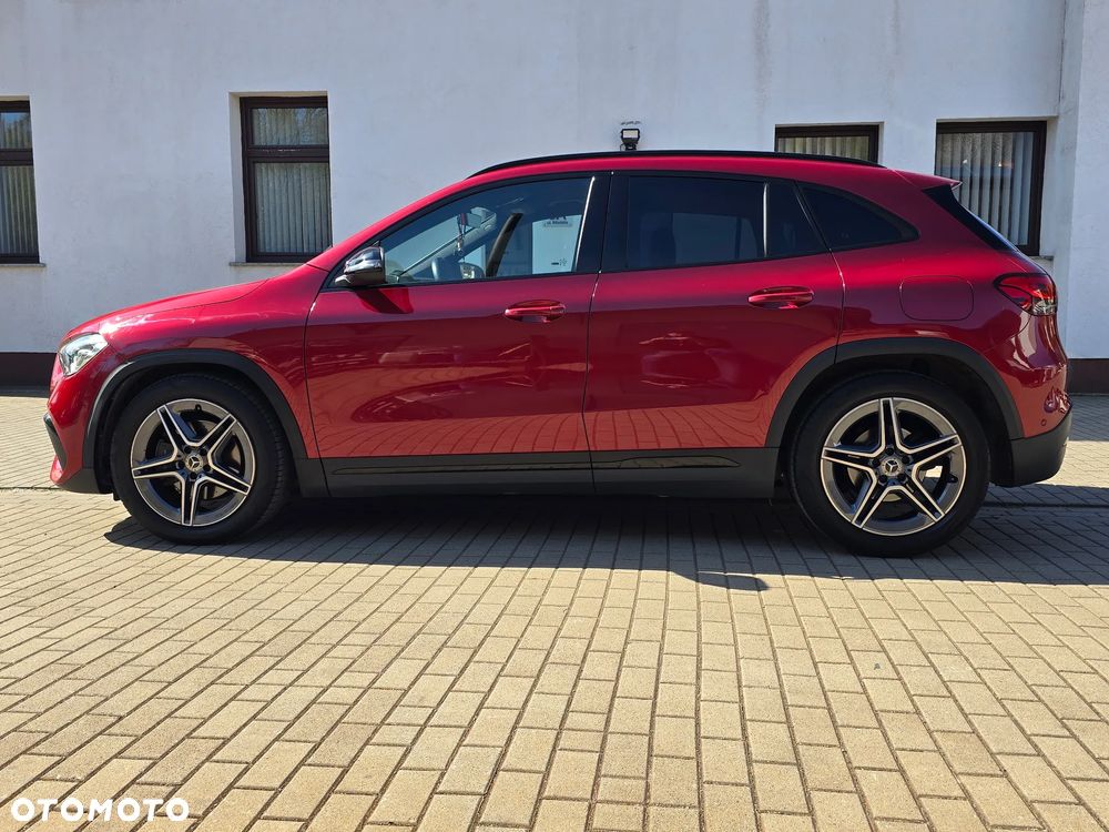 Mercedes-Benz GLA 200 AMG Line - 7