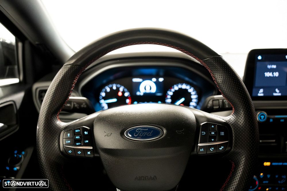 Ford Focus 1.0 EcoBoost MHEV ST-Line - 10