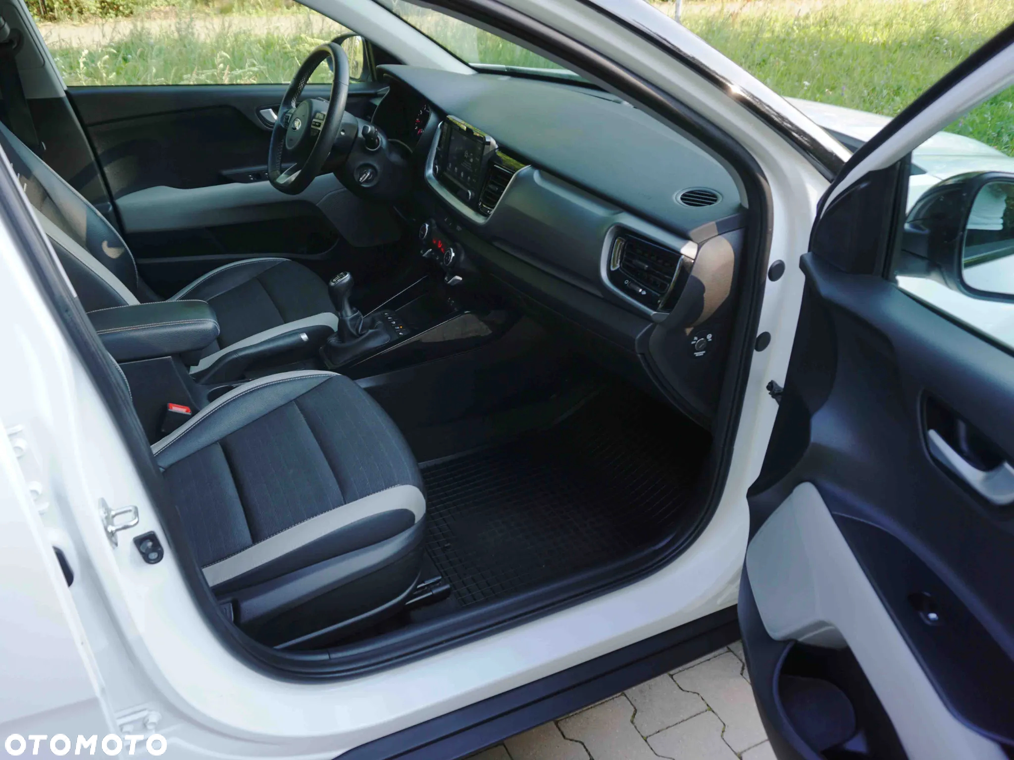 Kia Stonic 1.0 T-GDI L - 14