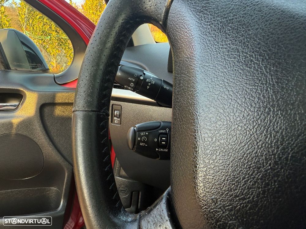 Peugeot 207 110 HDi FAP (Blue Lion) Premium - 28