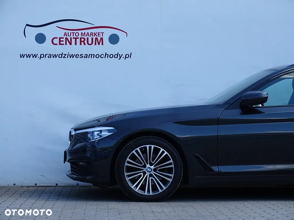 BMW Seria 5 520d Touring Sport Line