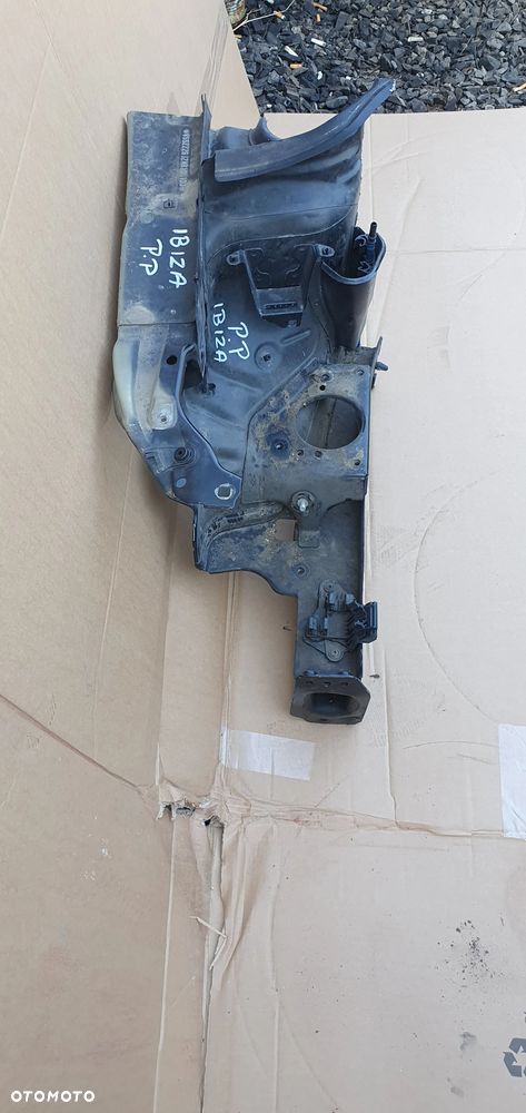 Podłużnica prawa przednia prawy przód Seat Ibiza IV 6J - 2