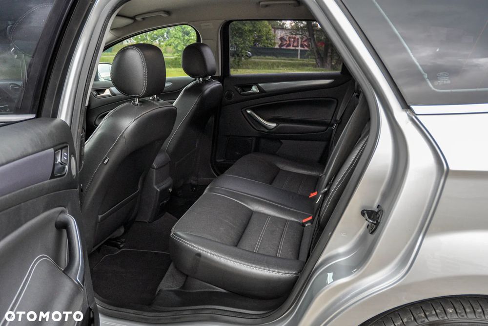 Ford Mondeo SW - 8