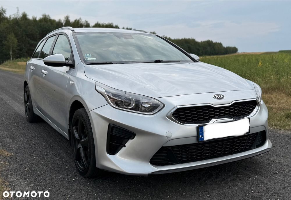 Kia Ceed 1.6 CRDi SCR M - 2