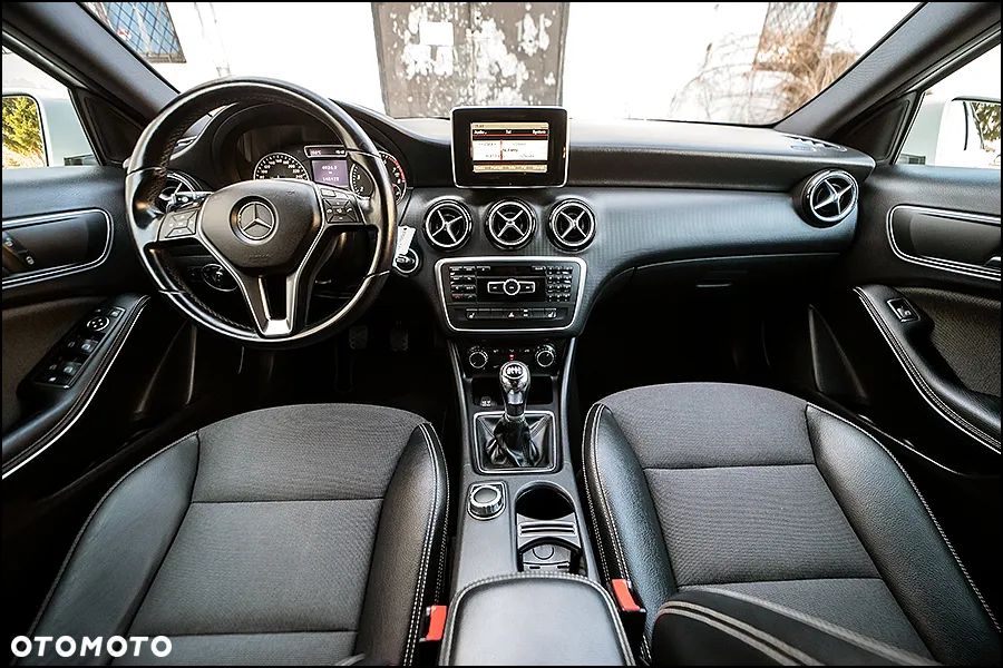 Mercedes-Benz Klasa A 180 (BlueEFFICIENCY) Urban - 14