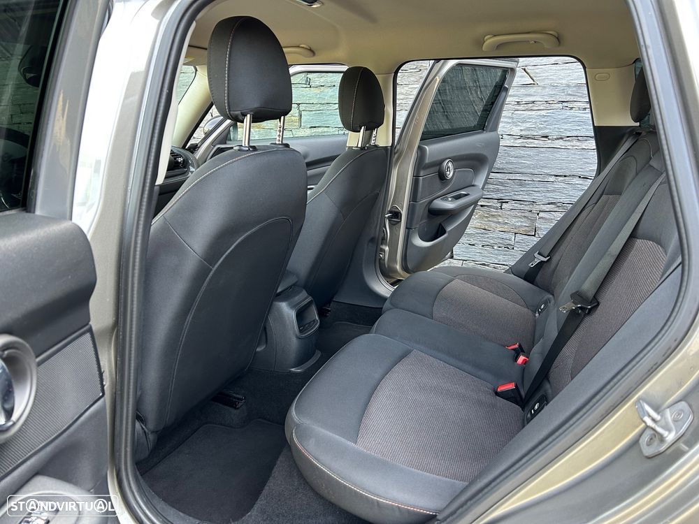 MINI Clubman One D - 14