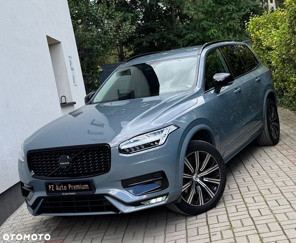 Volvo XC 90 B5 D AWD Plus Dark - 3