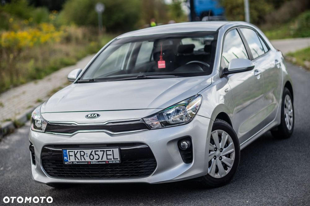 Kia Rio - 10