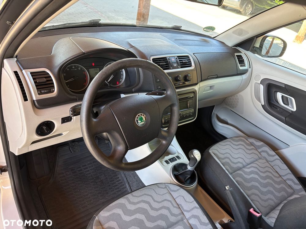 Skoda Fabia - 13