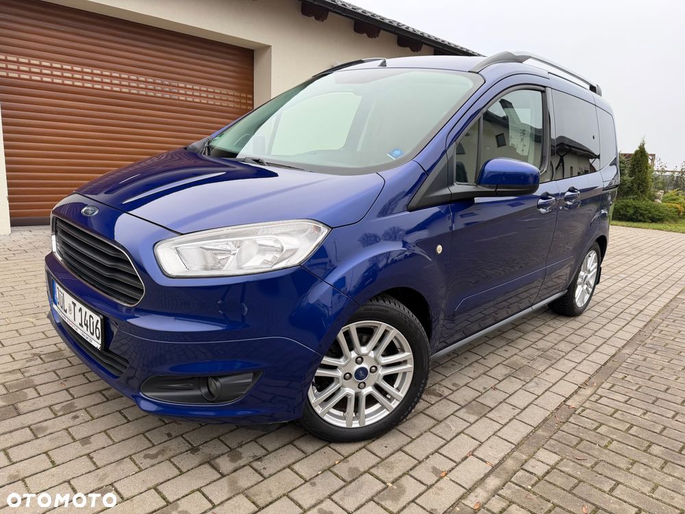 Ford Tourneo Courier - 33