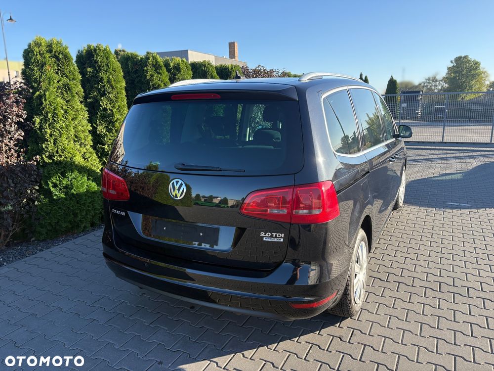 Volkswagen Sharan 2.0 TDI Comfortline DSG - 4