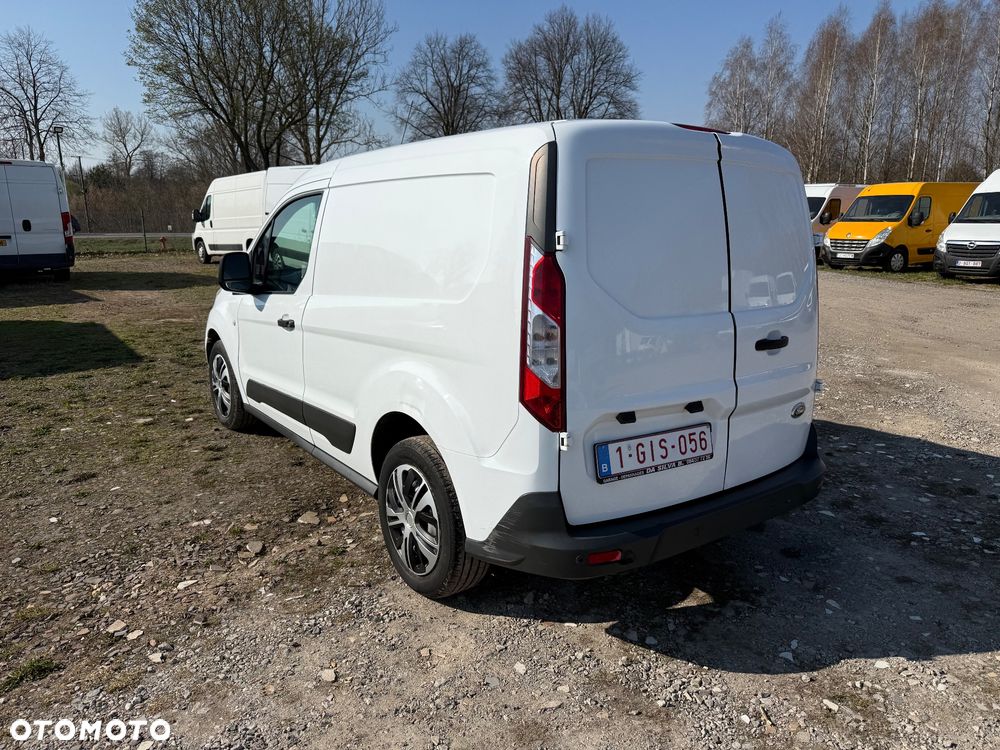 Ford Transit Connect - 7