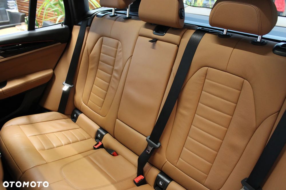 BMW X3 xDrive20d xLine - 17