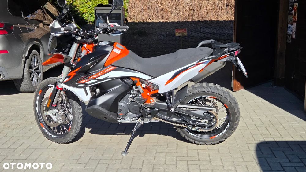 KTM Adventure - 1