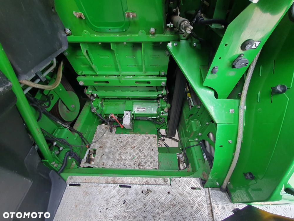 John Deere 8600 4x4 - 16