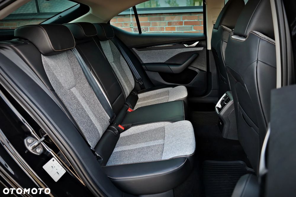 Skoda Octavia 2.0 TDI Selection - 24