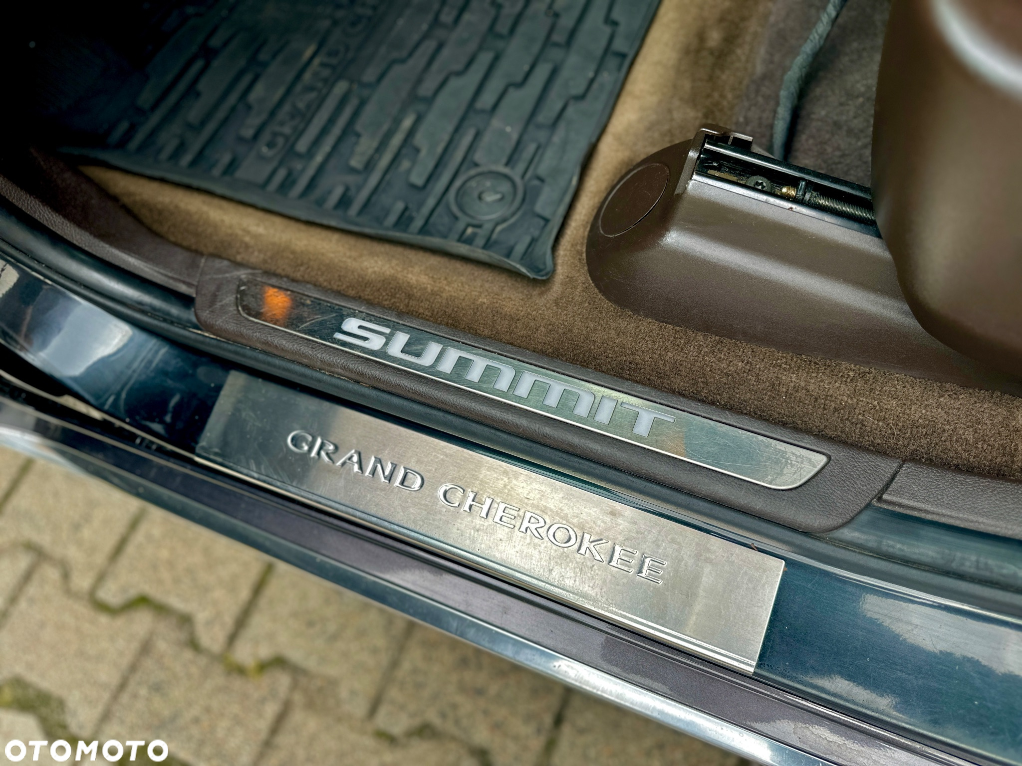 Jeep Grand Cherokee 3.6 V6 Overland Summit - 28