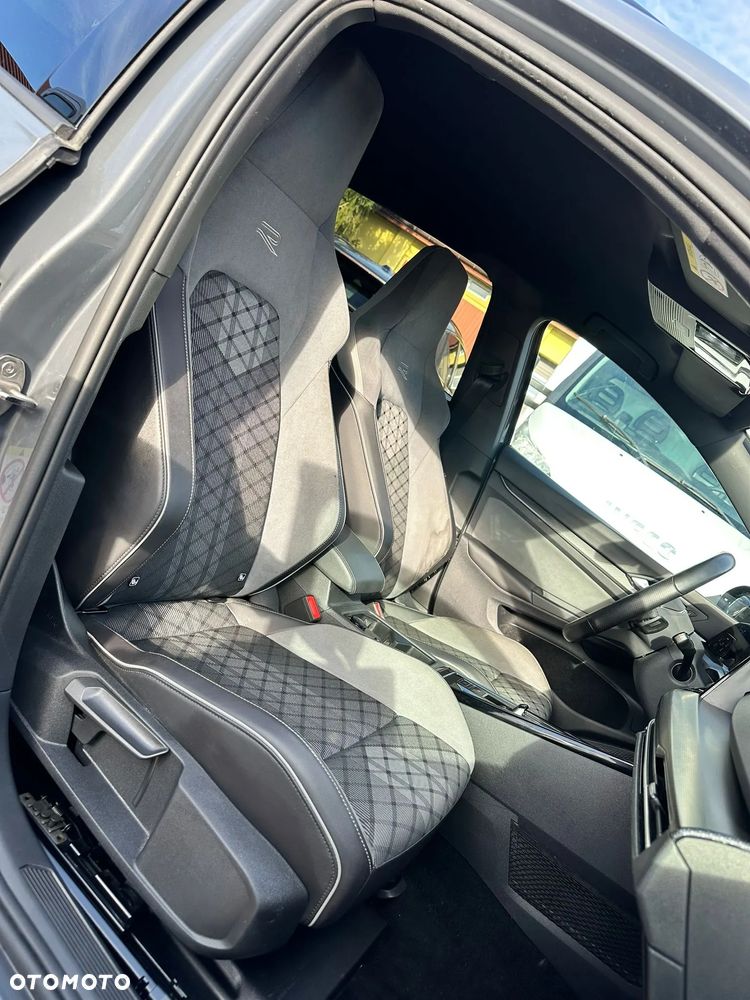 Volkswagen Golf Variant 1.5 eTSI OPF DSG R-Line - 5