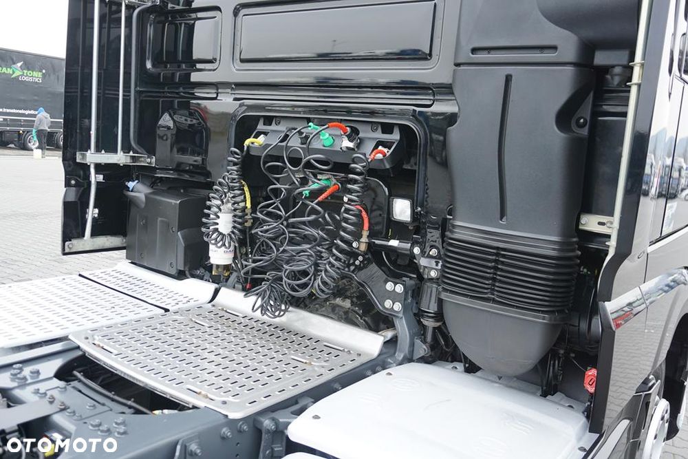 Volvo / 106 / 480 / EURO 6 / ACC / MEGA / LOW DECK / SUPER SPACE CAB - 31