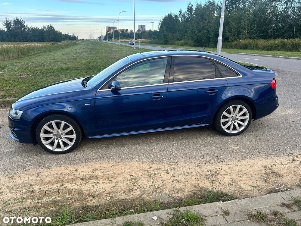 Audi A4 Limousine - 18