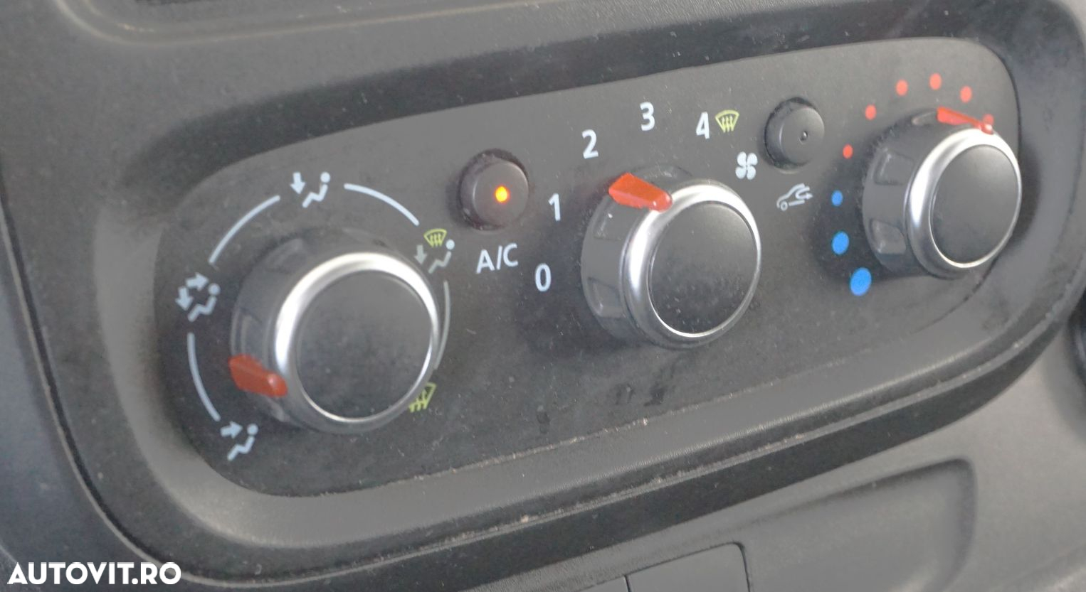 Renault trafic - 10