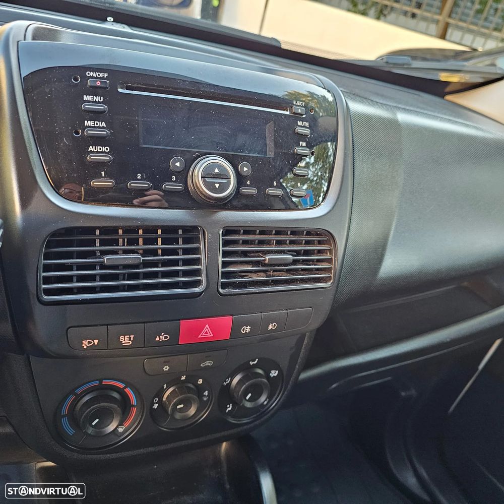 Opel Combo - 23
