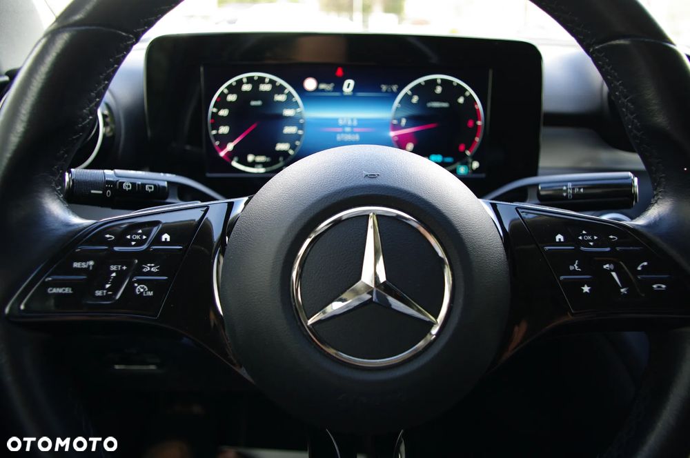 Mercedes-Benz Klasa C 200 d 9G-TRONIC - 4