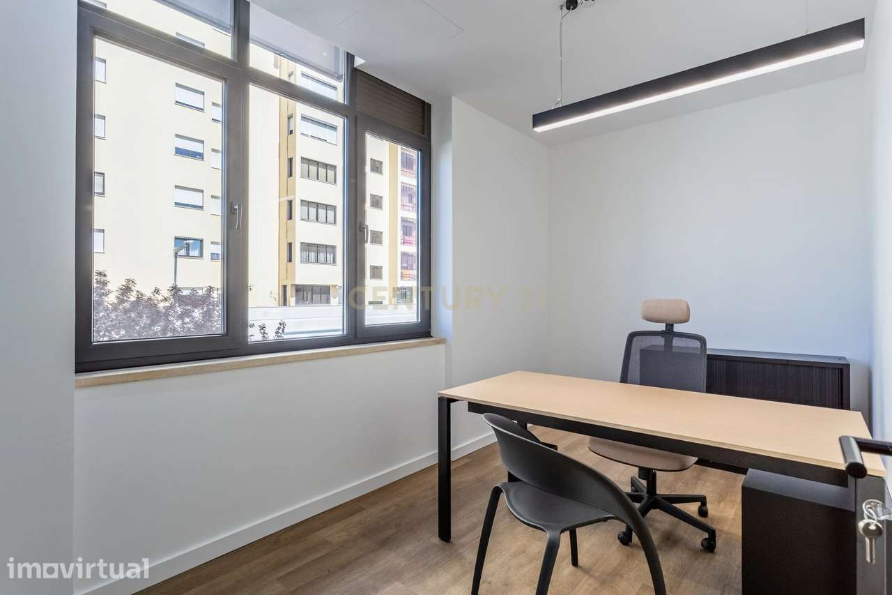 Escritório 10m2 para arrendamento em Sacavém - Grande imagem: 2/23