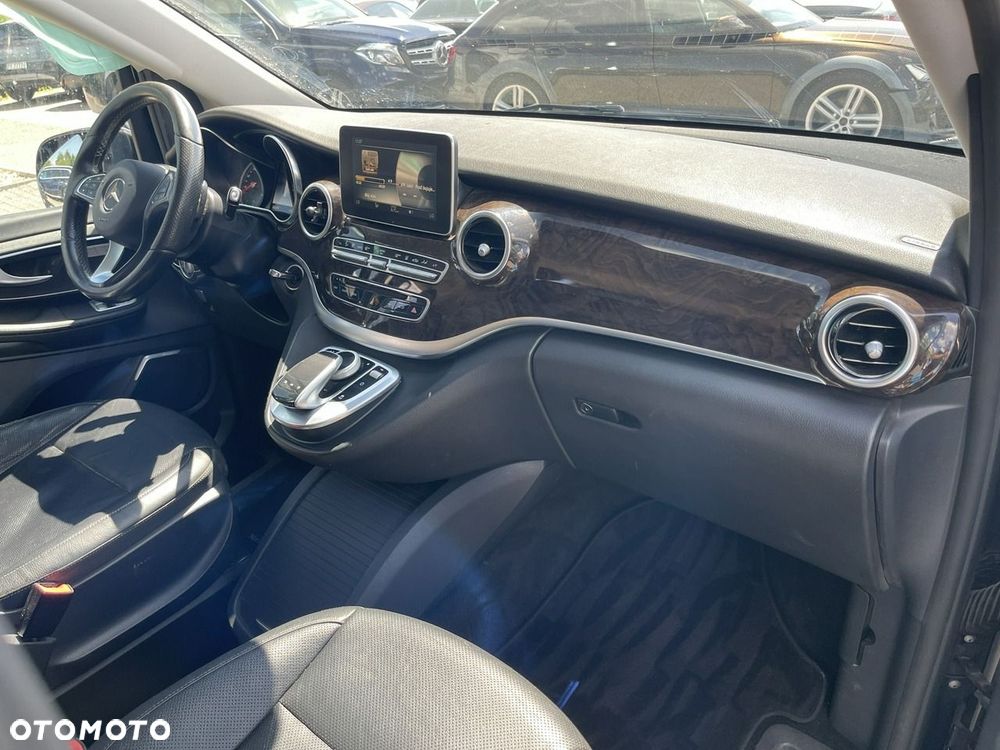 Mercedes-Benz Klasa V 250 d 4-Matic Avantgarde 7G-Tronic (d³ugi) - 12