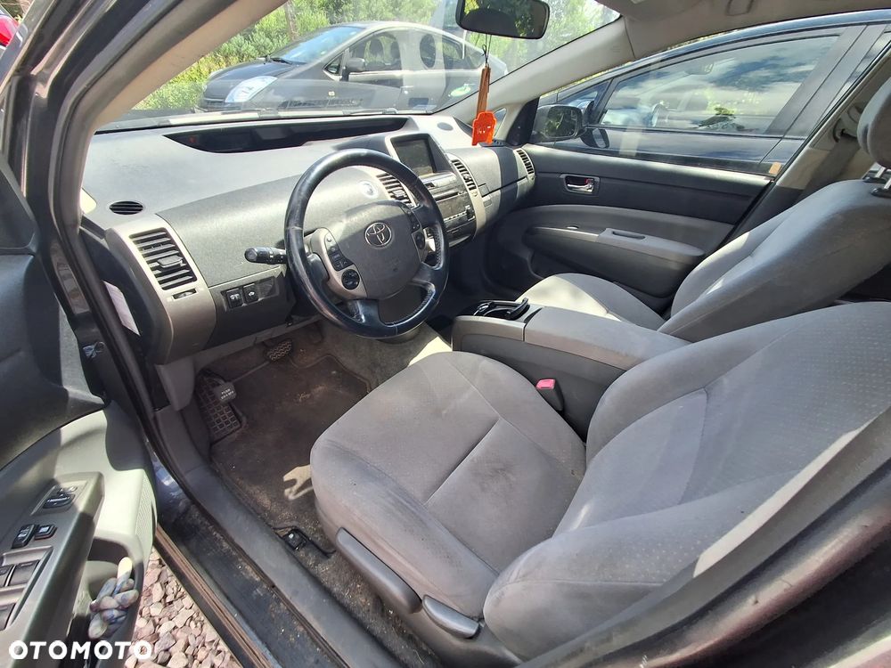 Toyota Prius 1.5 VVT-i Prestige - 5