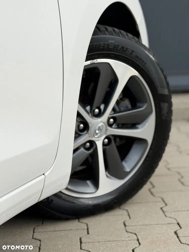 Hyundai i30 i30cw 1.6 Fifa World Cup Edition - 30