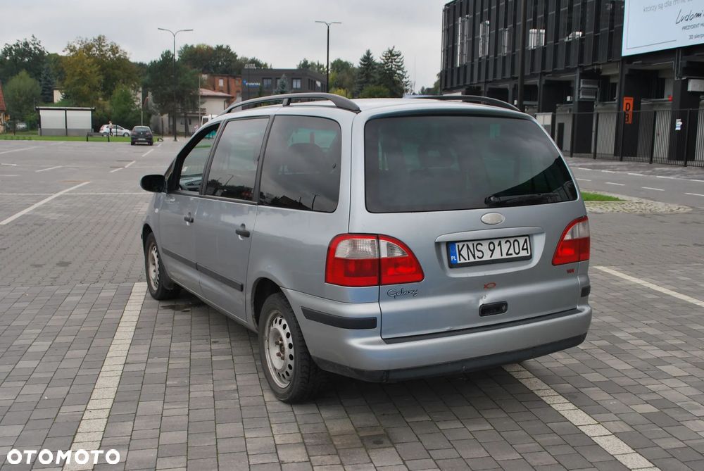 Ford Galaxy - 3
